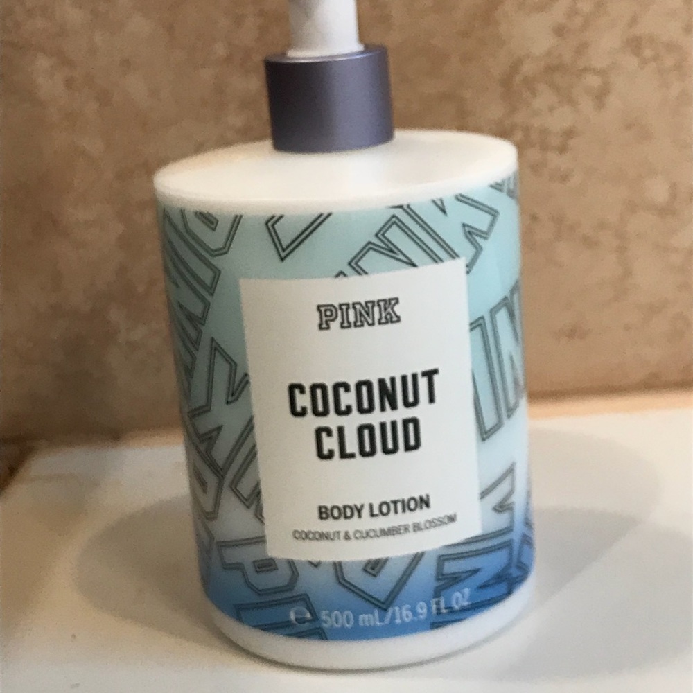 Victoria Secret PINK COCONUT CLOUD body lotion